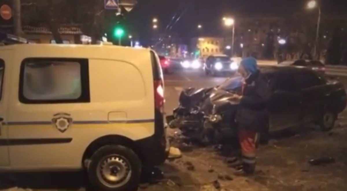 скриншот с видео