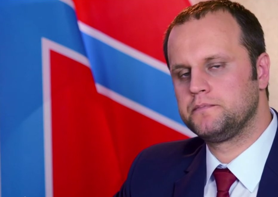 скриншот с видео