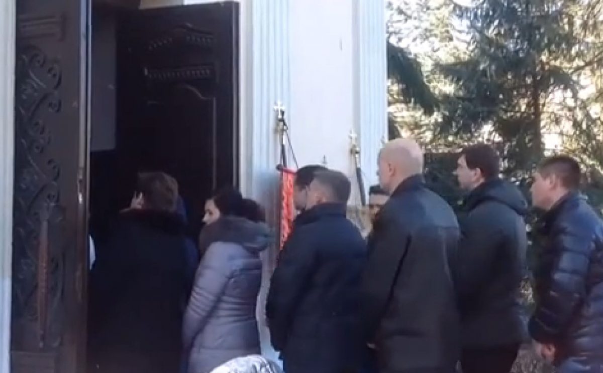 Скриншот с видео