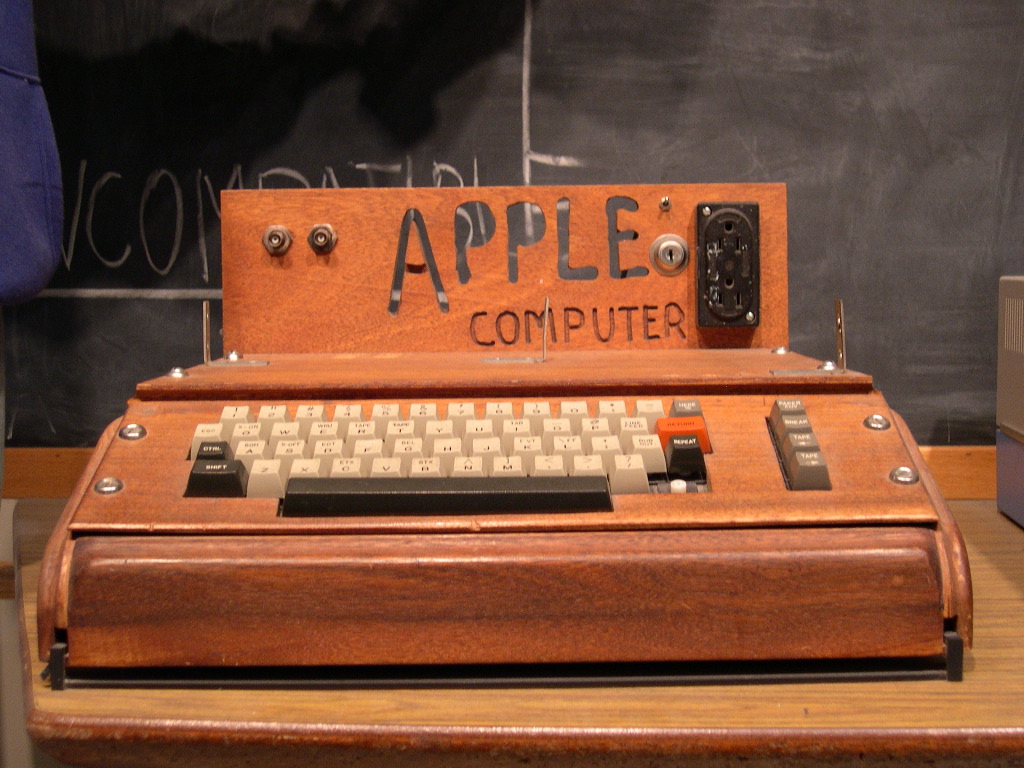 ©Apple