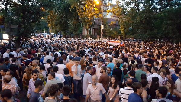 twitter/Ar_Avetisyan
