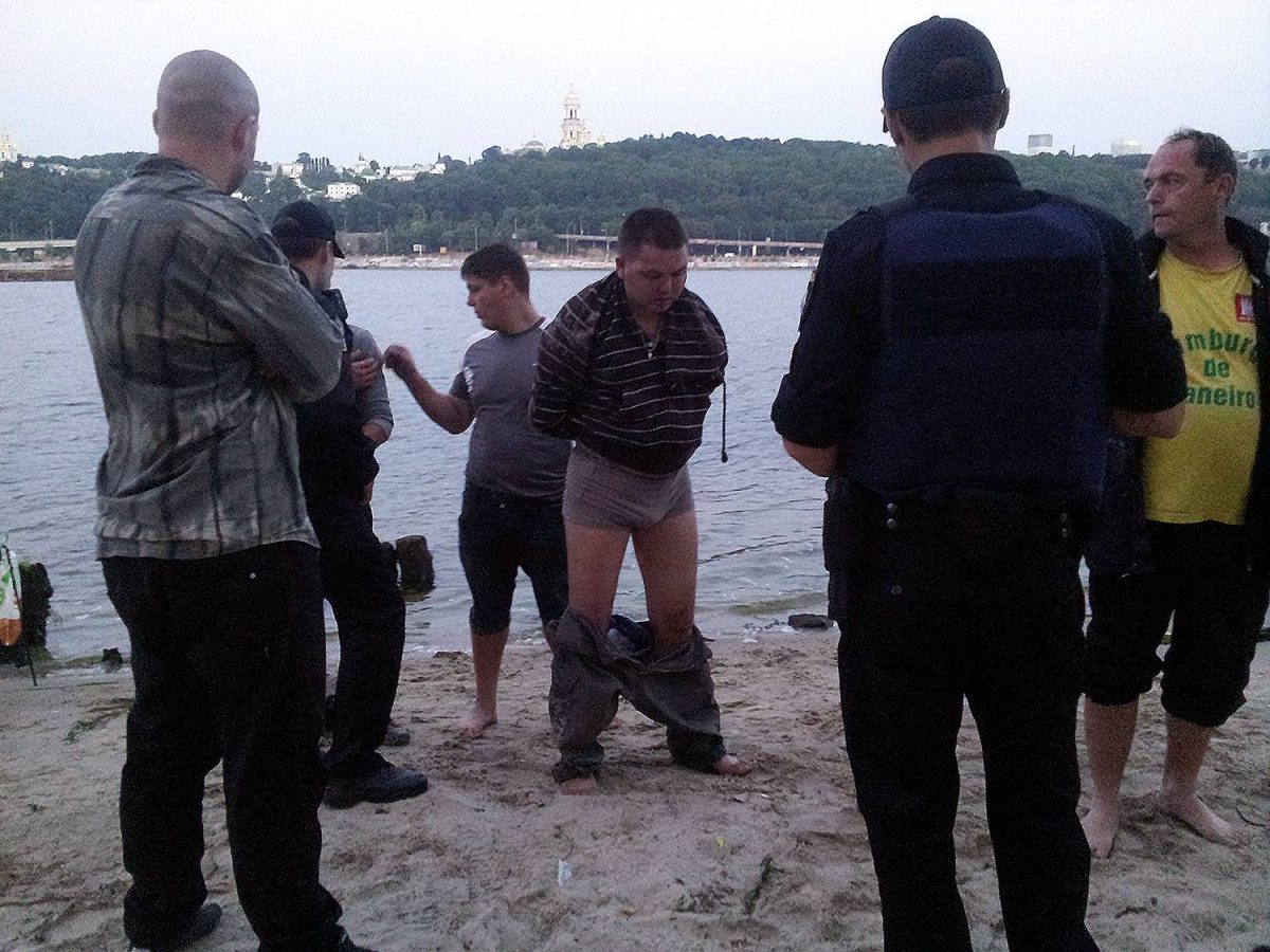 Александр Чекменев