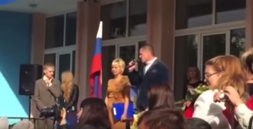 скриншот с видео