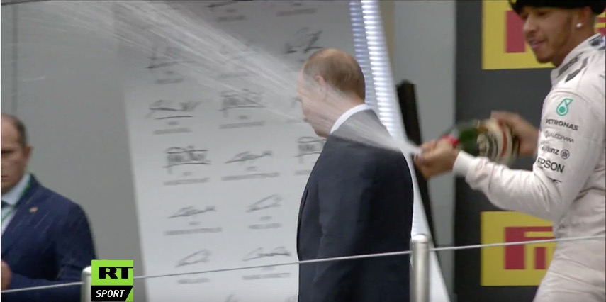 скриншот с видео