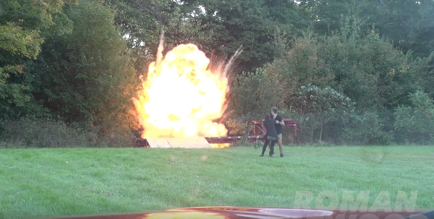 скриншот с видео