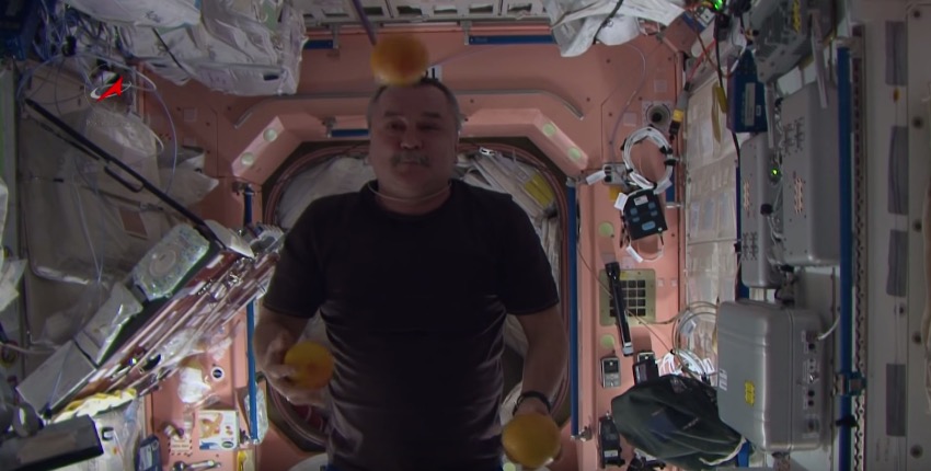 скриншот с видео