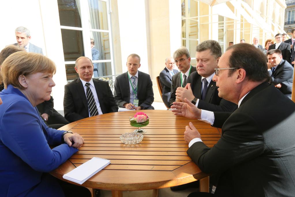 twitter.com/Elysee/