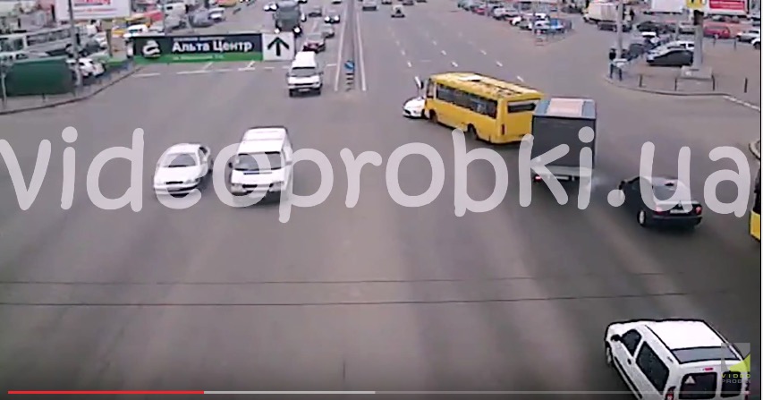 скриншот с видео