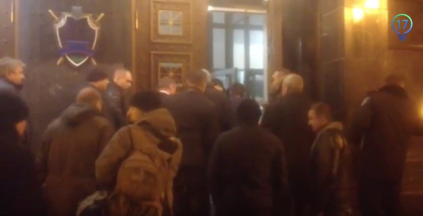 скриншот с видео