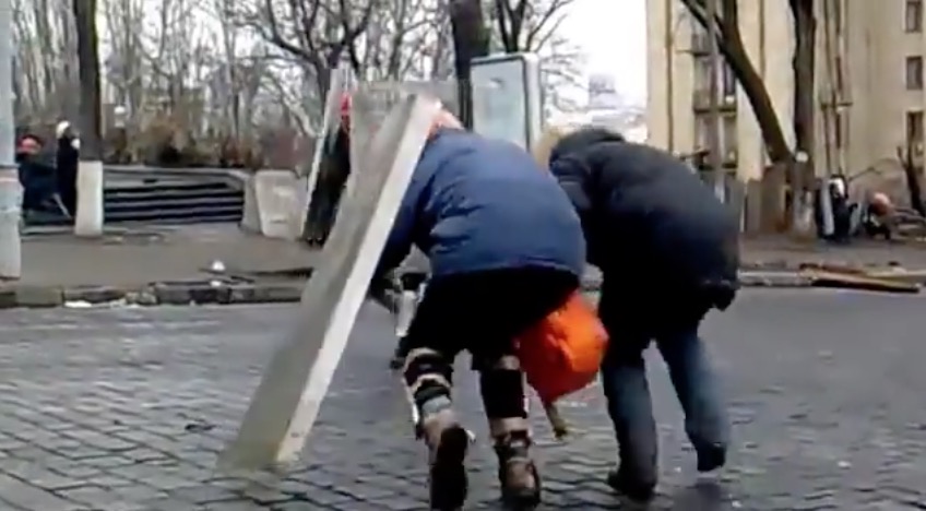 скриншот с видео