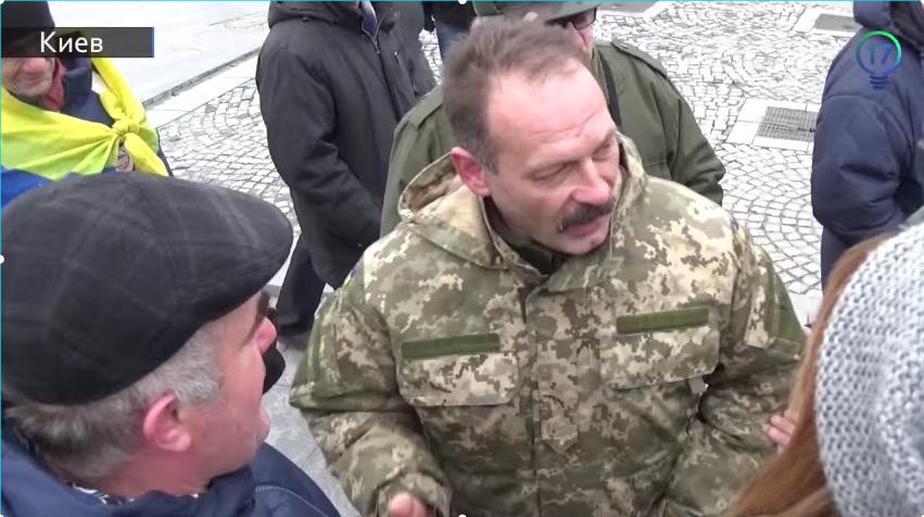 скриншот с видео