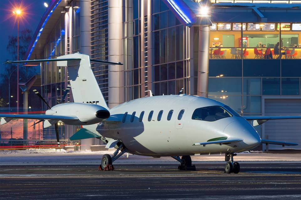 https://www.facebook.com/airportkiev