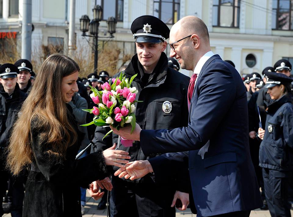 facebook.com/yatsenyuk.arseniy