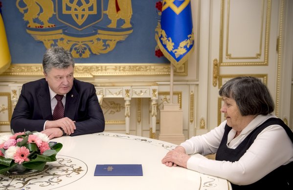 twitter.com/poroshenko