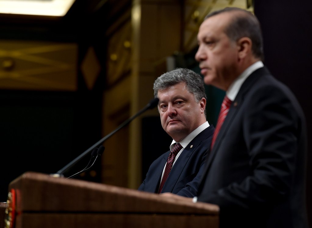 https://twitter.com/poroshenko