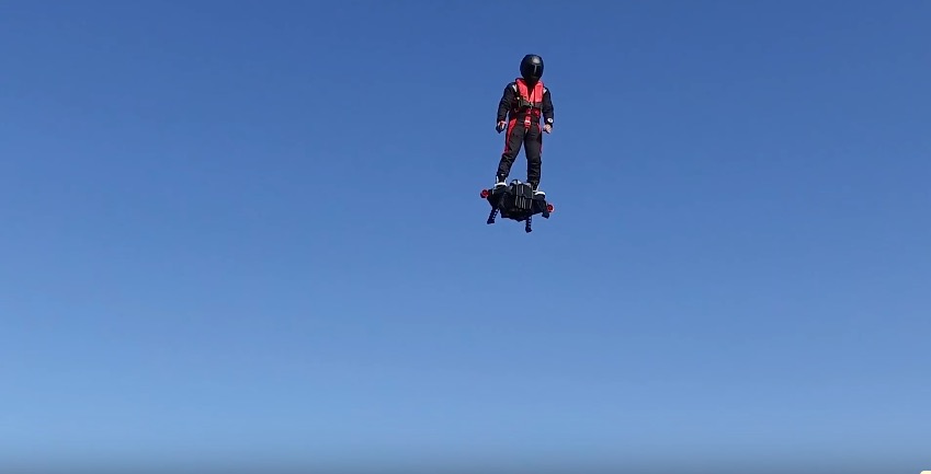 скриншот с видео