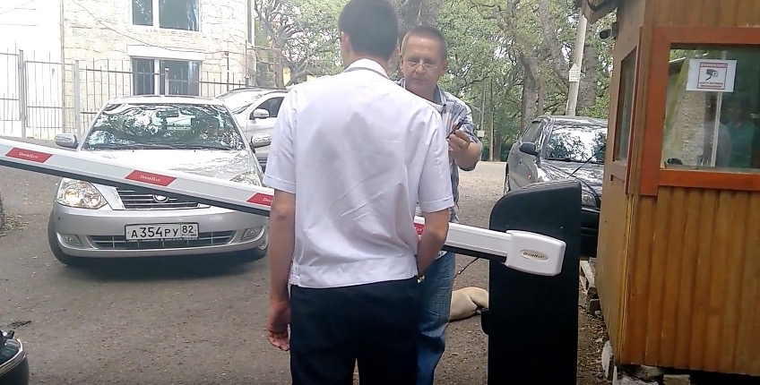 скриншот с видео