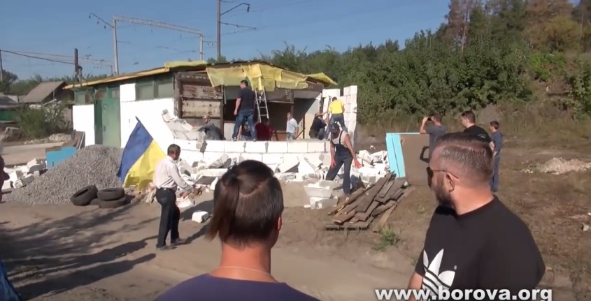 скриншот с видео