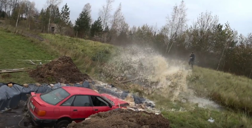 скриншот с видео