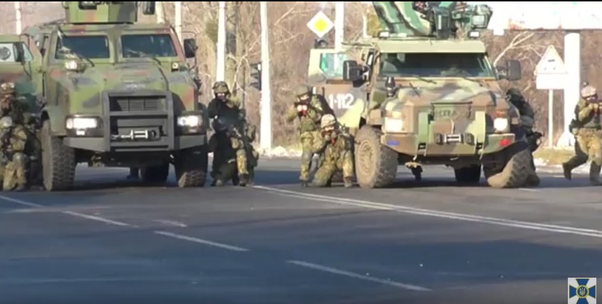 скриншот с видео