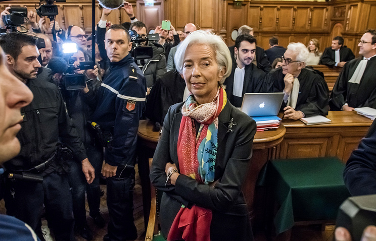 EPA/CHRISTOPHE PETIT TESSON