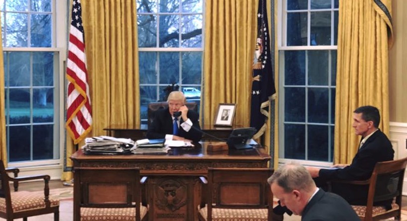 facebook, DonaldTrump