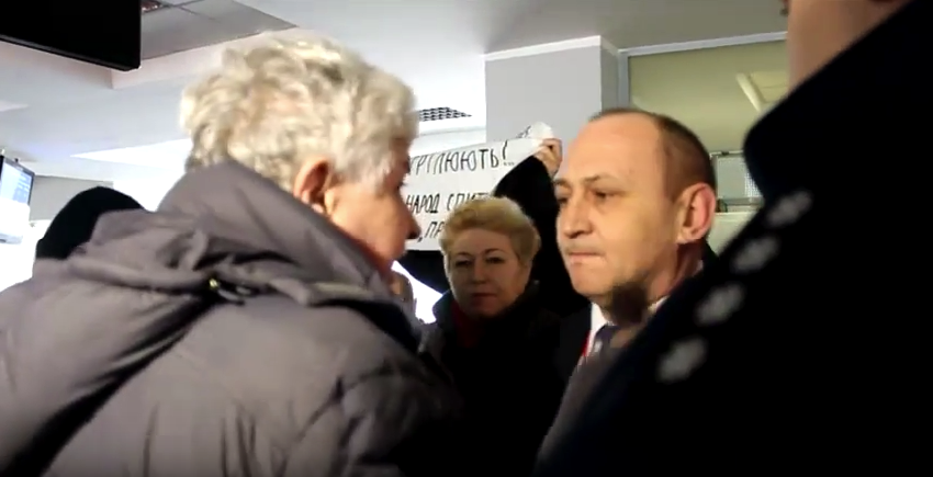 скриншот с видео