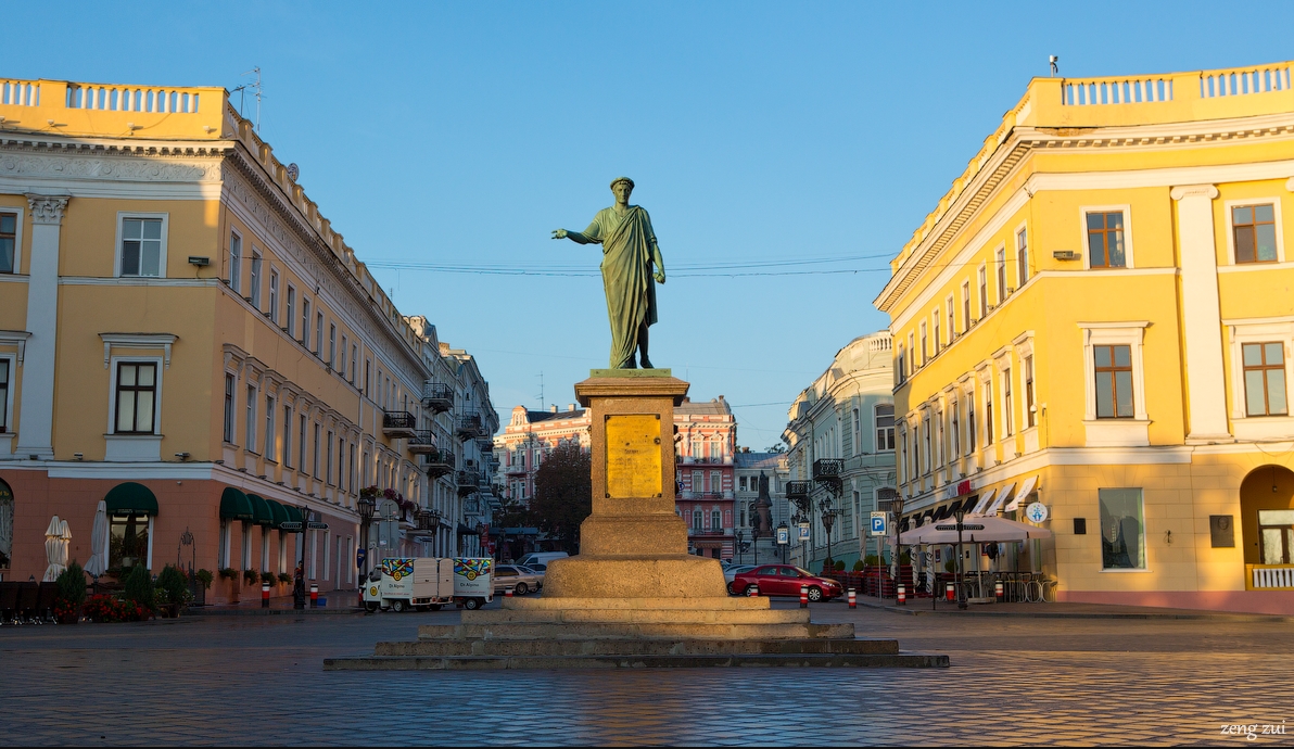 Як в Одесі реагують на українську мову