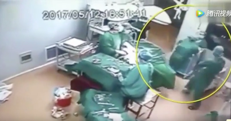 скриншот с видео