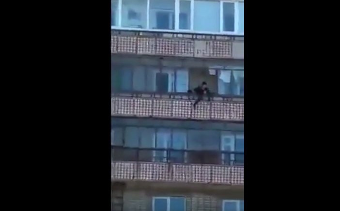 скриншот с видео