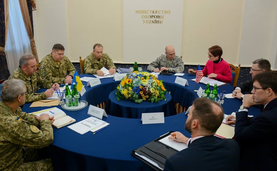Курт Волкер