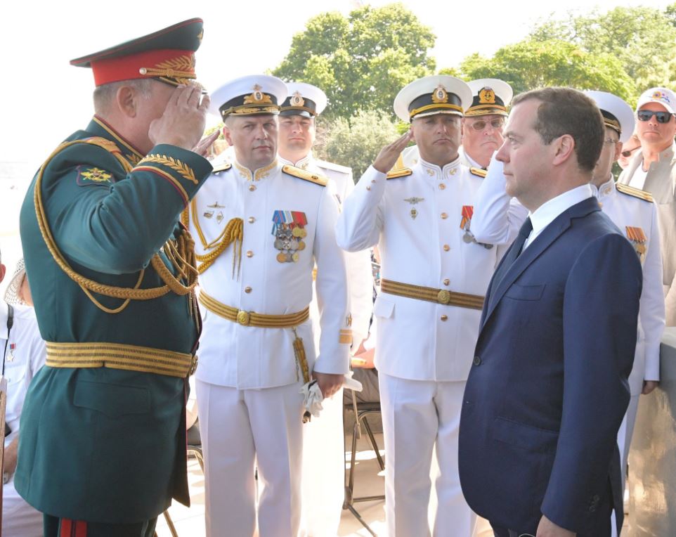 Дмитрий Медведев