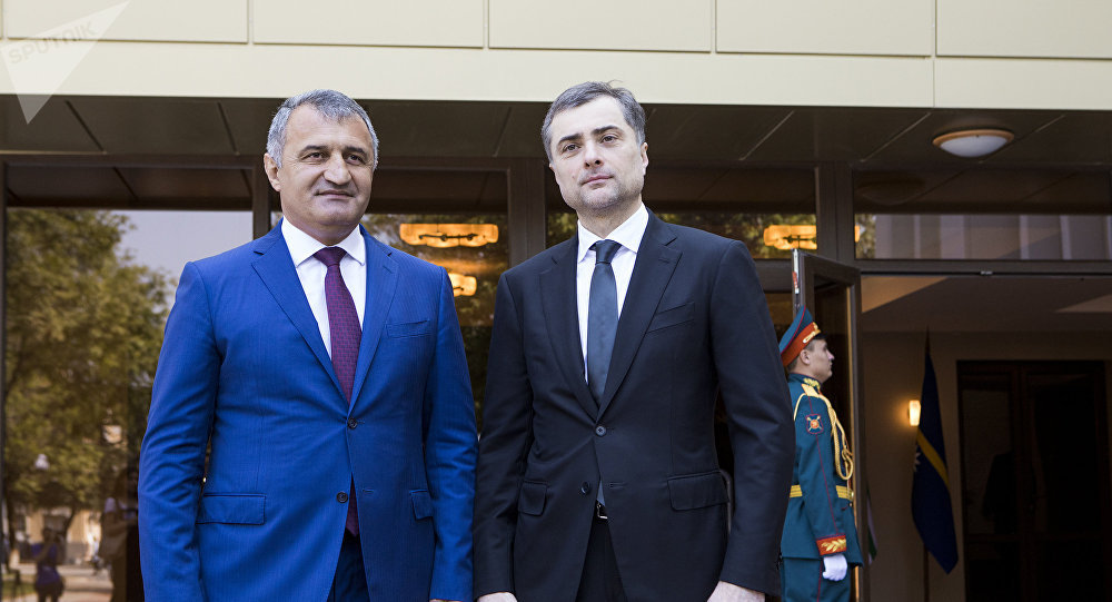 владислав сурков
