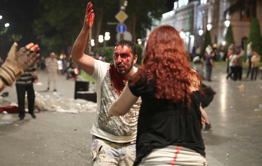 В Грузии оппозиционеры снова вышли на митинг за отставку главы МВД