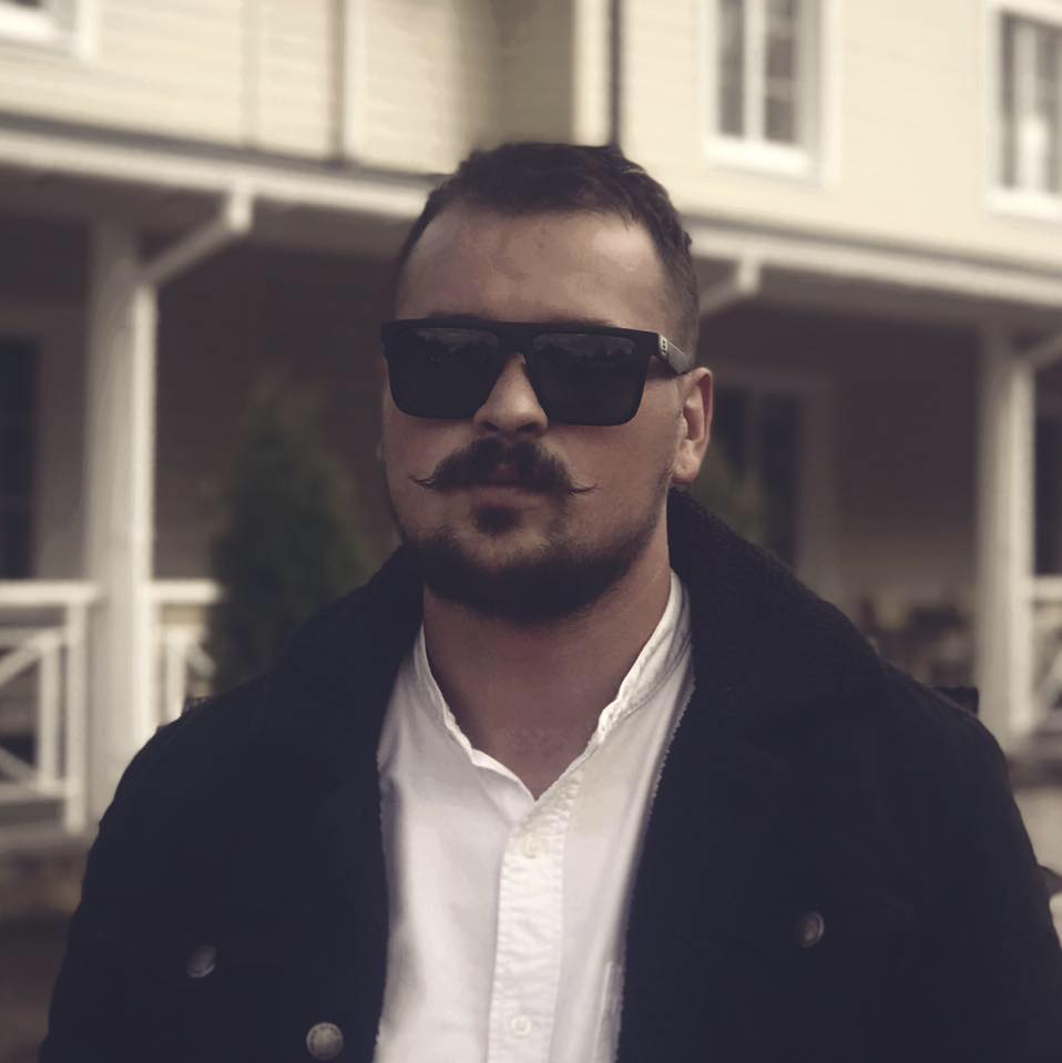 Александр Тарнавский