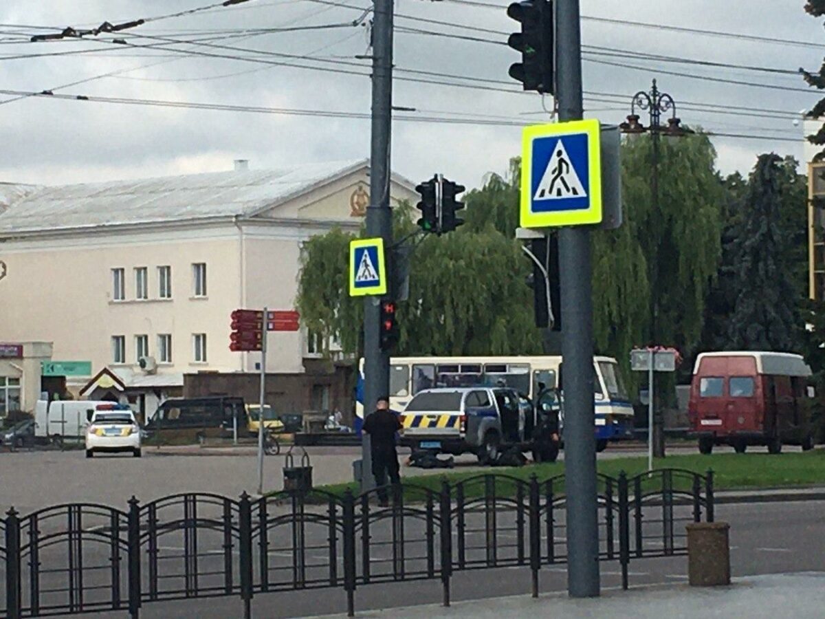 хват заложников в Луцке