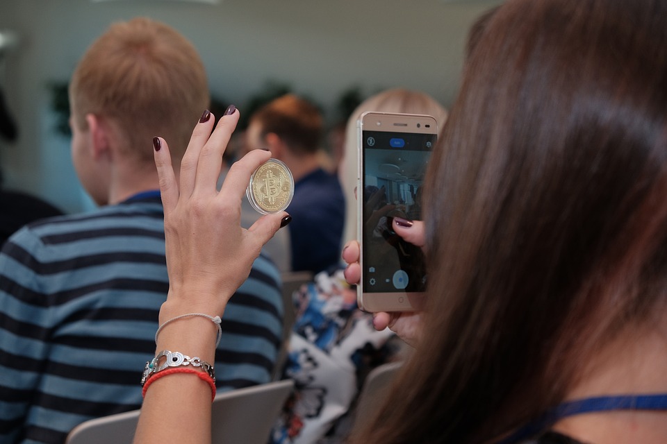 Женщина, Люди, Взрослый Bitkoin, Blockchain, Биток