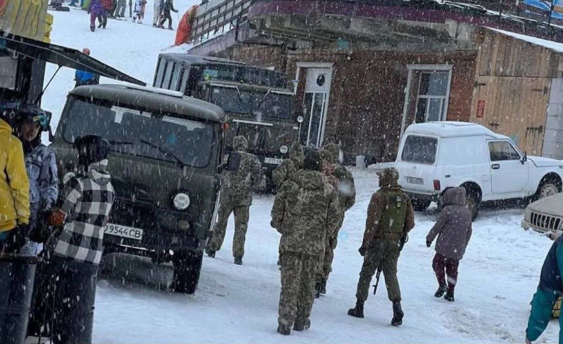 Сотрудники ТЦК пришли на горнолыжный курорт «Драгобрат»