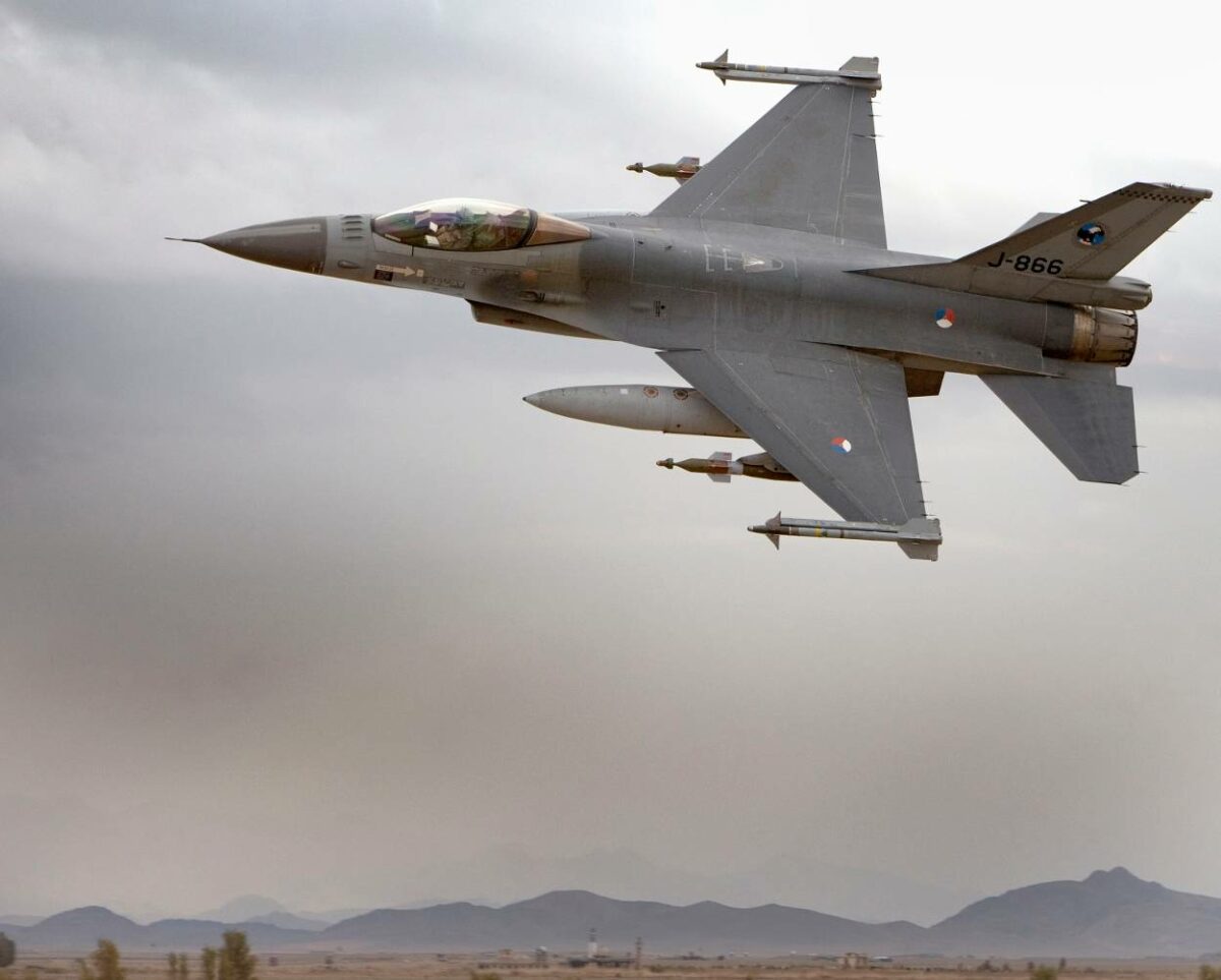 f-16