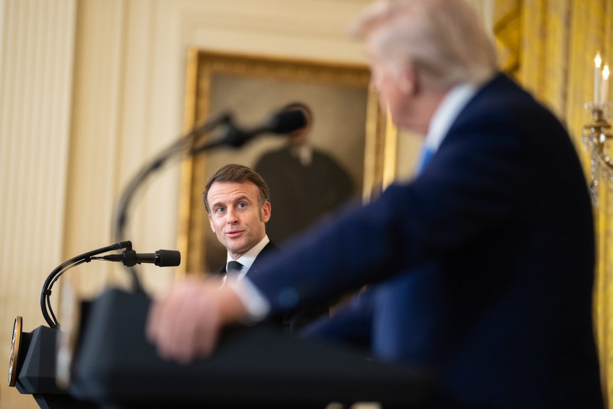 макрон трамп