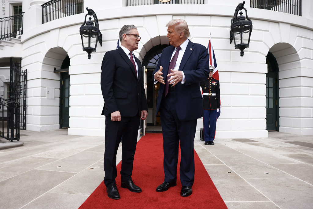 трамп страмер