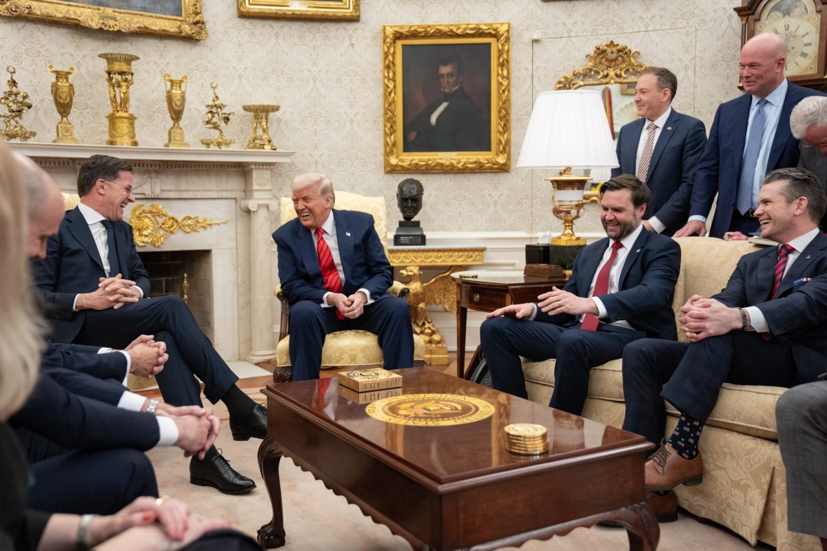 трамп