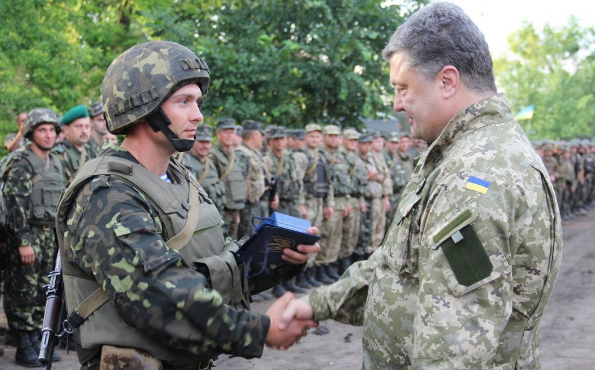 Порошенко в лагере АТО