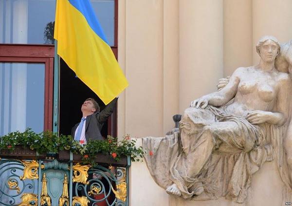 twitter.com/poroshenko