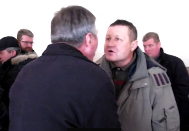 скриншот с видео