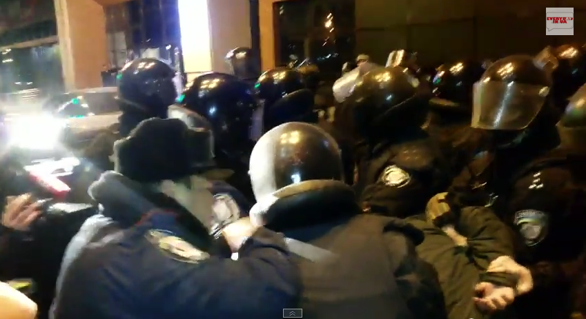 скриншот с видео
