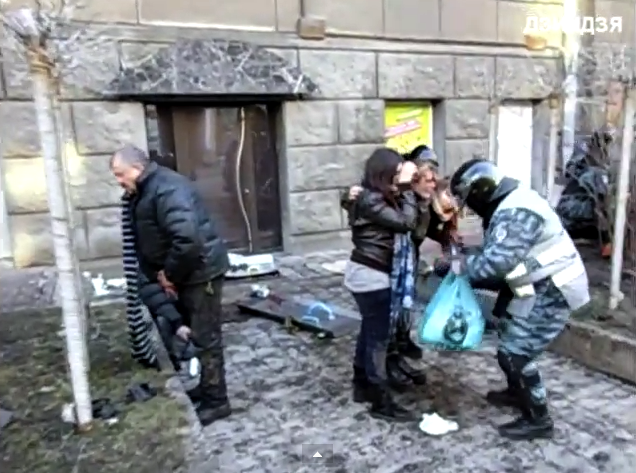 скриншот с видео