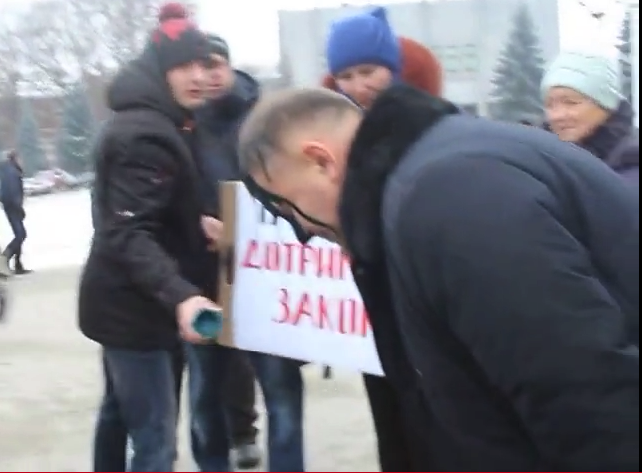 скриншот с видео